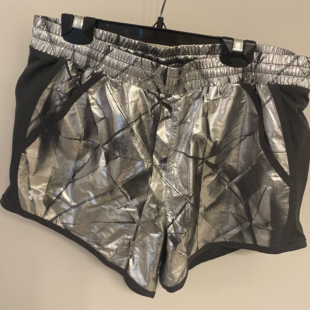Under armour chrome athletic shorts!